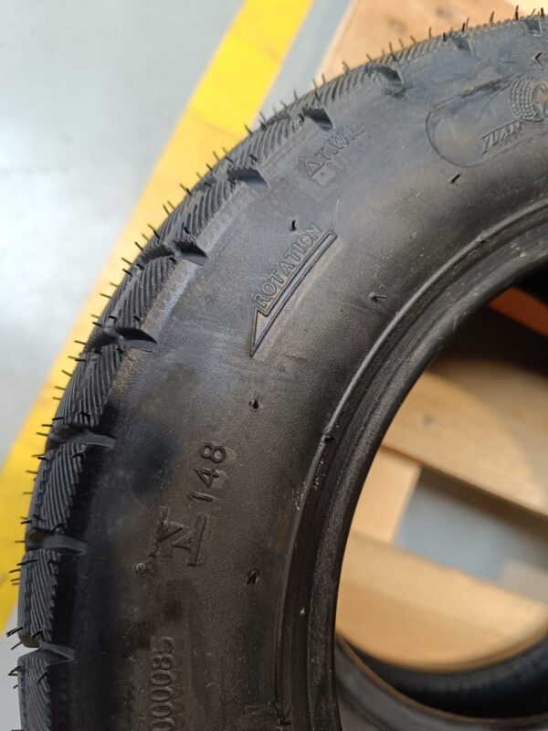 Front tyre FASTER GRAVIS SECOND HAND 02