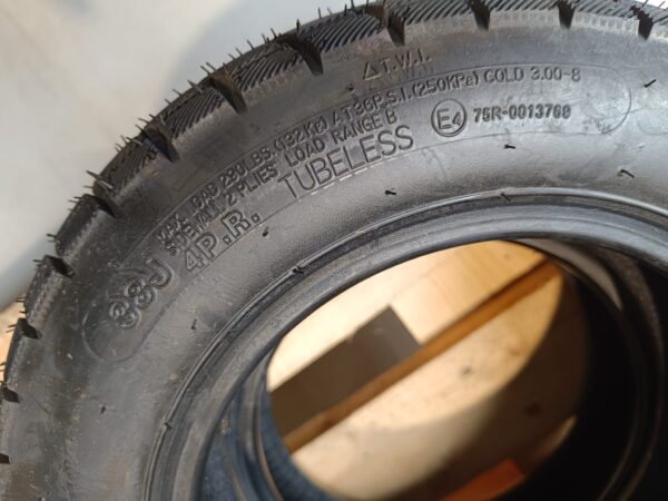 Front tyre FASTER GRAVIS SECOND HAND 03